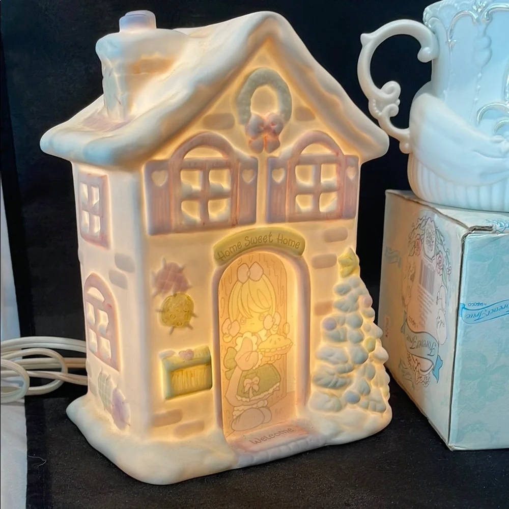 Precious Moments Bundle. Night light, Wedding Mug and Collectible Plaque